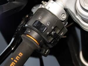 Bild 21/50 von KTM DUMMY (2011)