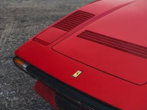 Image 14/48 of Ferrari 308 GTB Quattrovalvole (1985)