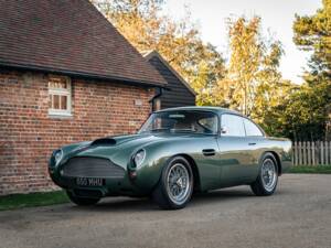 Image 13/48 de Aston Martin DB 4 GT (1961)