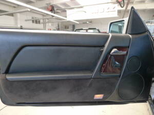 Image 36/47 of Mercedes-Benz 500 SL (1992)