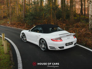 Image 8/49 of Porsche 911 Turbo (2008)