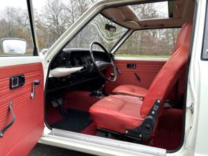 Immagine 2/21 di Toyota Corolla 1200 (1971)