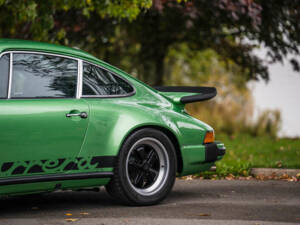 Imagen 12/28 de Porsche 911 Carrera 3.0 (1975)