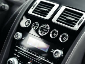 Image 15/35 of Aston Martin Rapide S (2014)