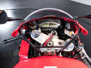 Bild 33/42 von Honda DUMMY (2000)