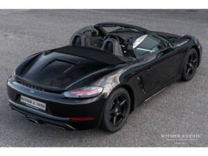 Image 16/30 of Porsche 718 Boxster (2016)