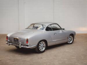 Bild 3/8 von Volkswagen Karmann Ghia 1500 (1968)