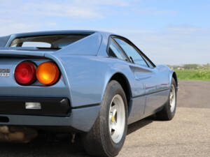 Image 41/50 of Ferrari 308 GTB (1976)