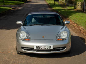 Imagen 4/20 de Porsche 911 Carrera 4 (2000)