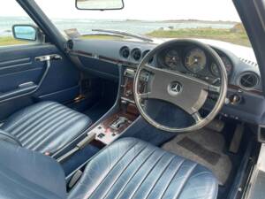 Image 7/12 of Mercedes-Benz 420 SL (1987)
