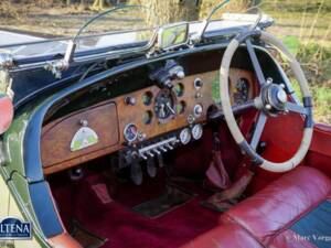 Image 35/53 of Bentley 4 1&#x2F;4 Litre Turner Supercharged (1937)