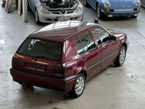 Bild 4/30 von Volkswagen Golf III 1.6 (1994)