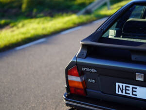 Image 27/34 of Citroën CX 25 GTI Turbo 2 (1988)