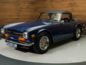 Image 6/18 de Triumph TR 6 (1973)