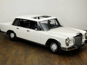 Bild 23/24 von Mercedes-Benz 600 (1971)