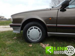 Immagine 10/10 di Alfa Romeo Giulietta 1.6 (1984)