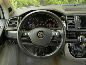 Bild 24/32 von Volkswagen T6 Multivan 2.0 TDI (2017)