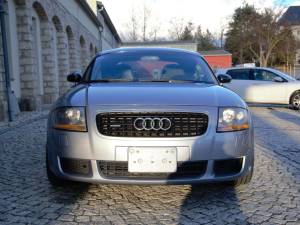 Image 7/19 of Audi TT 1.8 T quattro sport (2005)