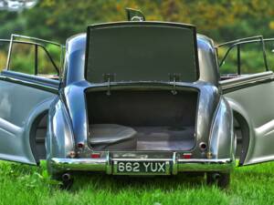 Image 11/50 of Bentley Mark VI Mulliner (1951)