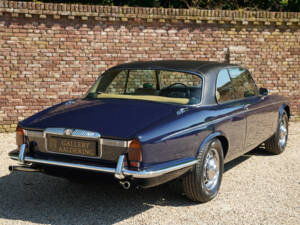 Image 46/50 de Jaguar XJ 6 C 4.2 (1977)