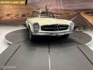 Immagine 29/50 di Mercedes-Benz 230 SL (1965)