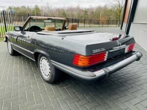 Image 10/30 of Mercedes-Benz 560 SL (1988)