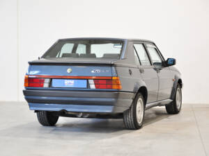 Bild 25/30 von Alfa Romeo 75 2.0 Twin Spark (1988)