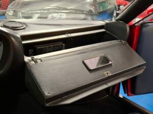Image 39/45 of Ferrari Dino 208 GT4 (1976)