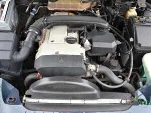 Imagen 15/50 de Mercedes-Benz ML 230 (1998)