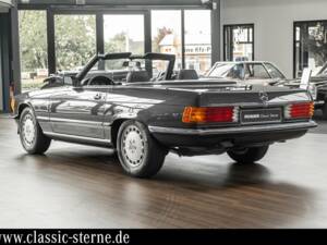 Immagine 3/15 di Mercedes-Benz 500 SL (1986)