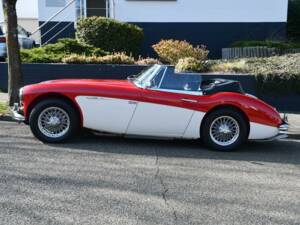 Afbeelding 4/8 van Austin-Healey 3000 Mk II (BJ7) (1963)