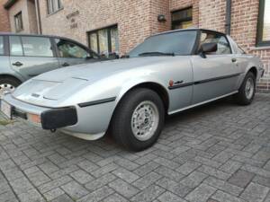 Image 3/6 de Mazda RX-7 (1980)
