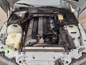 Bild 19/19 von BMW Z3 2.8i (1999)