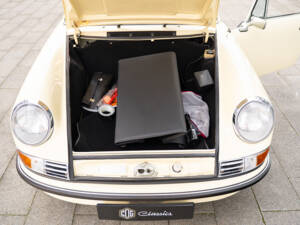 Image 42/62 de Porsche 911 2.4 T (1973)