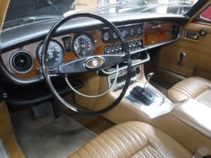 Image 49/50 of Jaguar XJ 6 2.8 (1972)