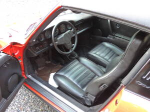 Image 11/17 of Porsche 911 Carrera 3.0 (1977)