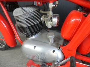 Image 2/9 of MV Agusta DUMMY (1960)