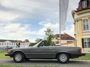 Image 88/96 of Mercedes-Benz 380 SL (1983)