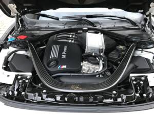 Bild 22/25 von BMW M4 GTS &quot;DTM Champion Edition&quot; (2017)