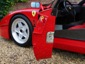 Imagen 50/50 de Ferrari F40 (1992)
