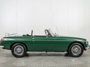 Image 10/50 of MG MGB (1964)