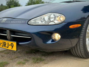 Afbeelding 10/100 van Jaguar XK8 4.0 (2000)