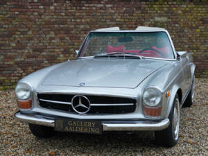 Bild 41/50 von Mercedes-Benz 280 SL (1969)