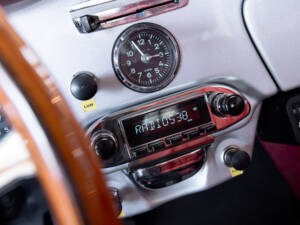 Image 17/41 of Porsche 356 C 1600 SC (1963)