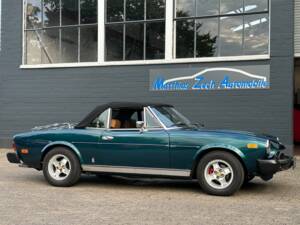 Image 18/47 de FIAT 124 Spider CS2 (1979)