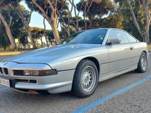 Image 1/7 de BMW 850i (1992)