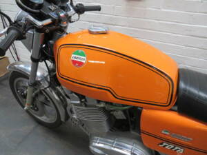 Image 28/41 of Laverda DUMMY (1980)