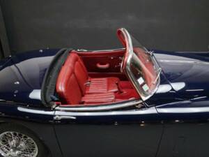 Image 41/50 of Jaguar XK 150 3.8 S OTS (1958)