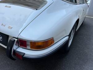 Image 14/23 of Porsche 912 (1969)