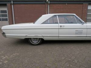 Image 5/26 of Plymouth Sport Fury (1966)